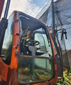 Kính Máy Xúc Máy Đào Tại Vinh